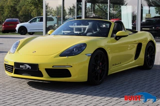 Hoofdafbeelding Porsche 718 Porsche 718 Boxster S 2.5 RACING YELLOW! SPORT CHRONO 20" PDLS