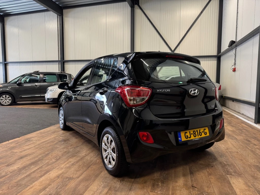 Hoofdafbeelding Hyundai i10