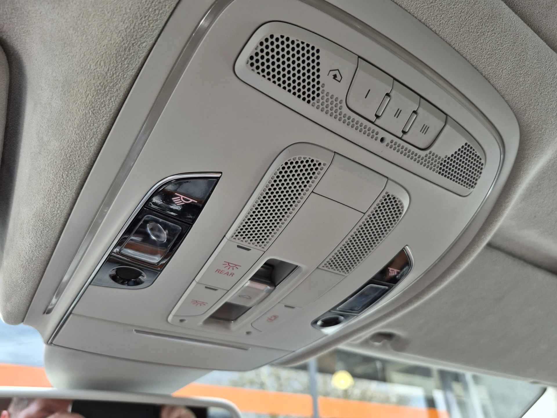 Hoofdafbeelding Audi A8