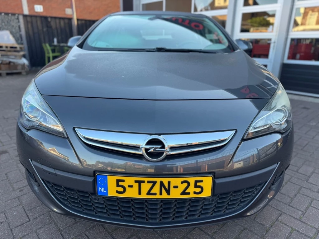 Hoofdafbeelding Opel Astra