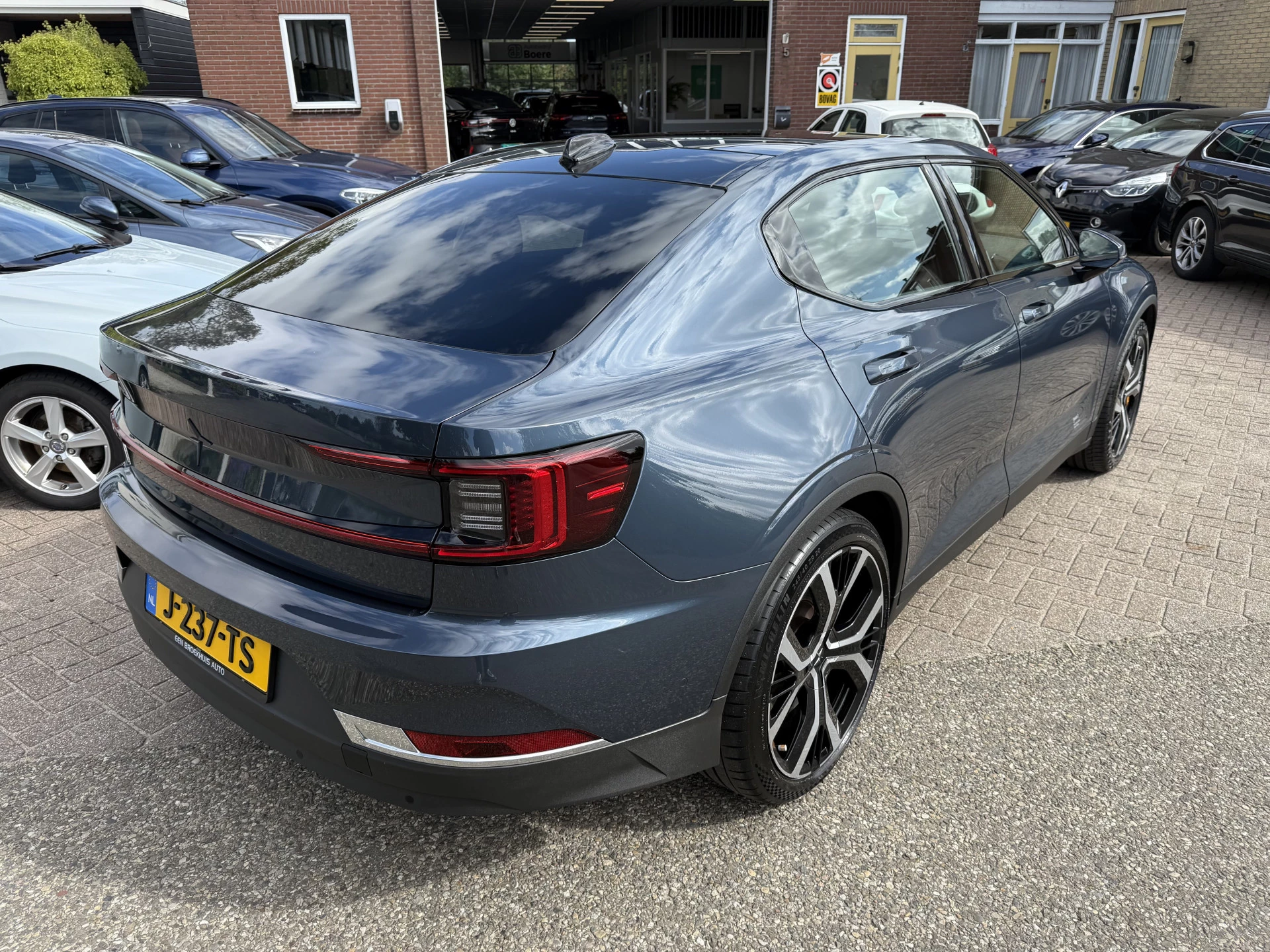 Hoofdafbeelding Polestar 2