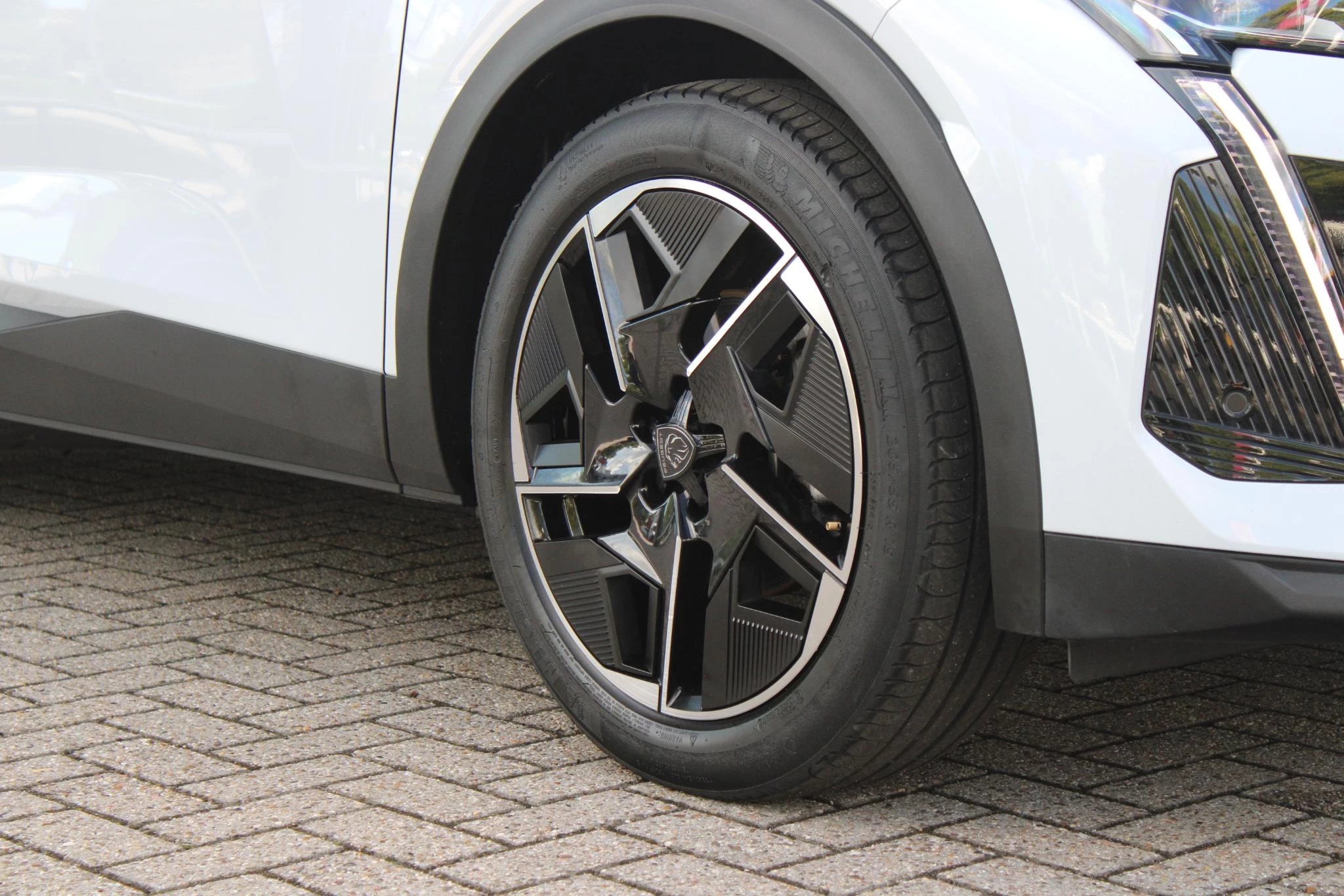 Hoofdafbeelding Peugeot 408