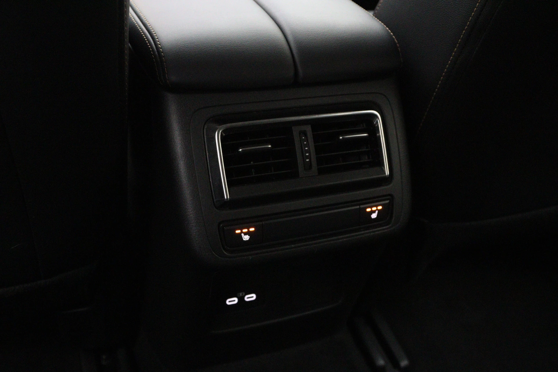 Hoofdafbeelding Mazda CX-60