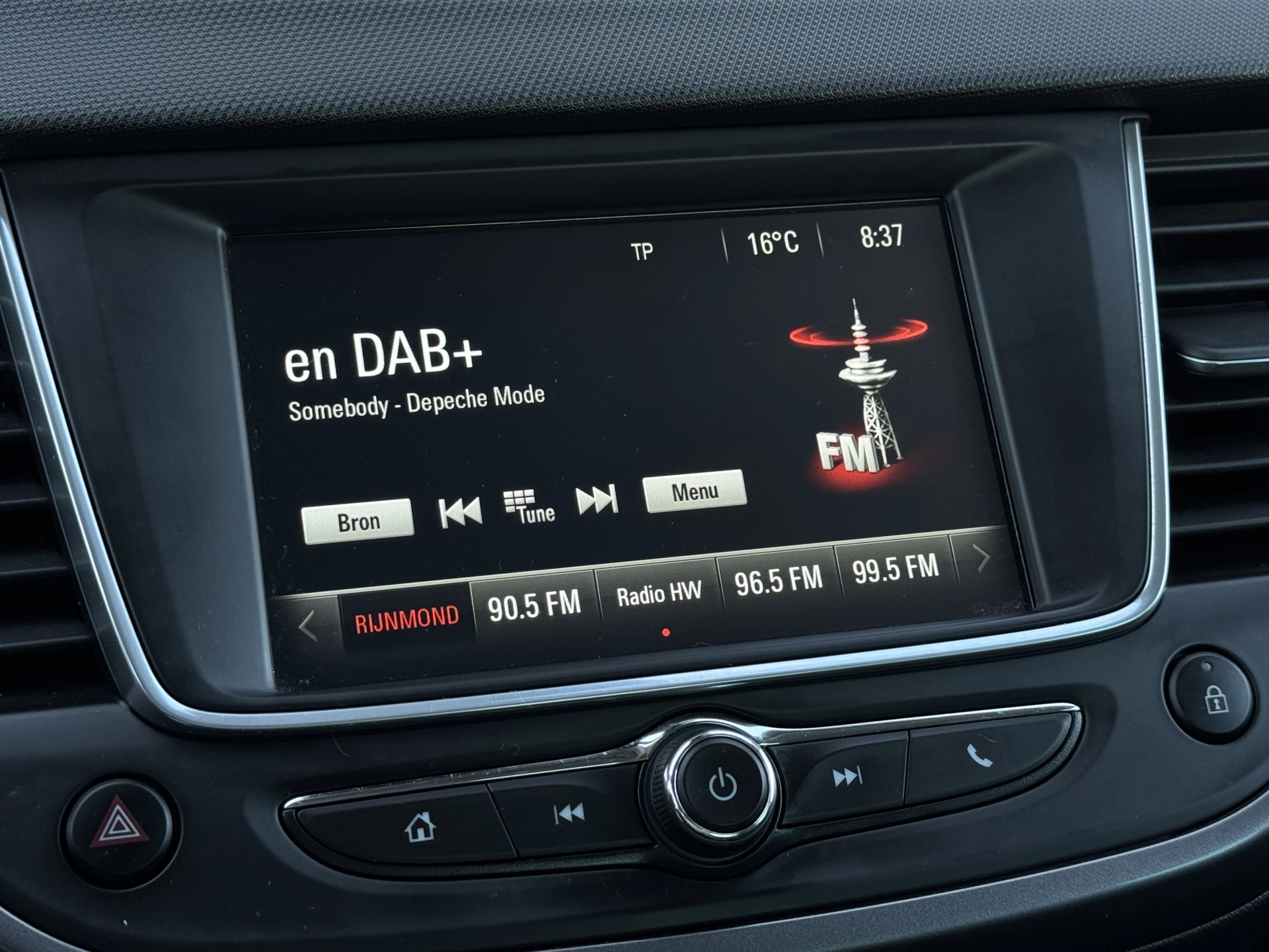 Hoofdafbeelding Opel Crossland X