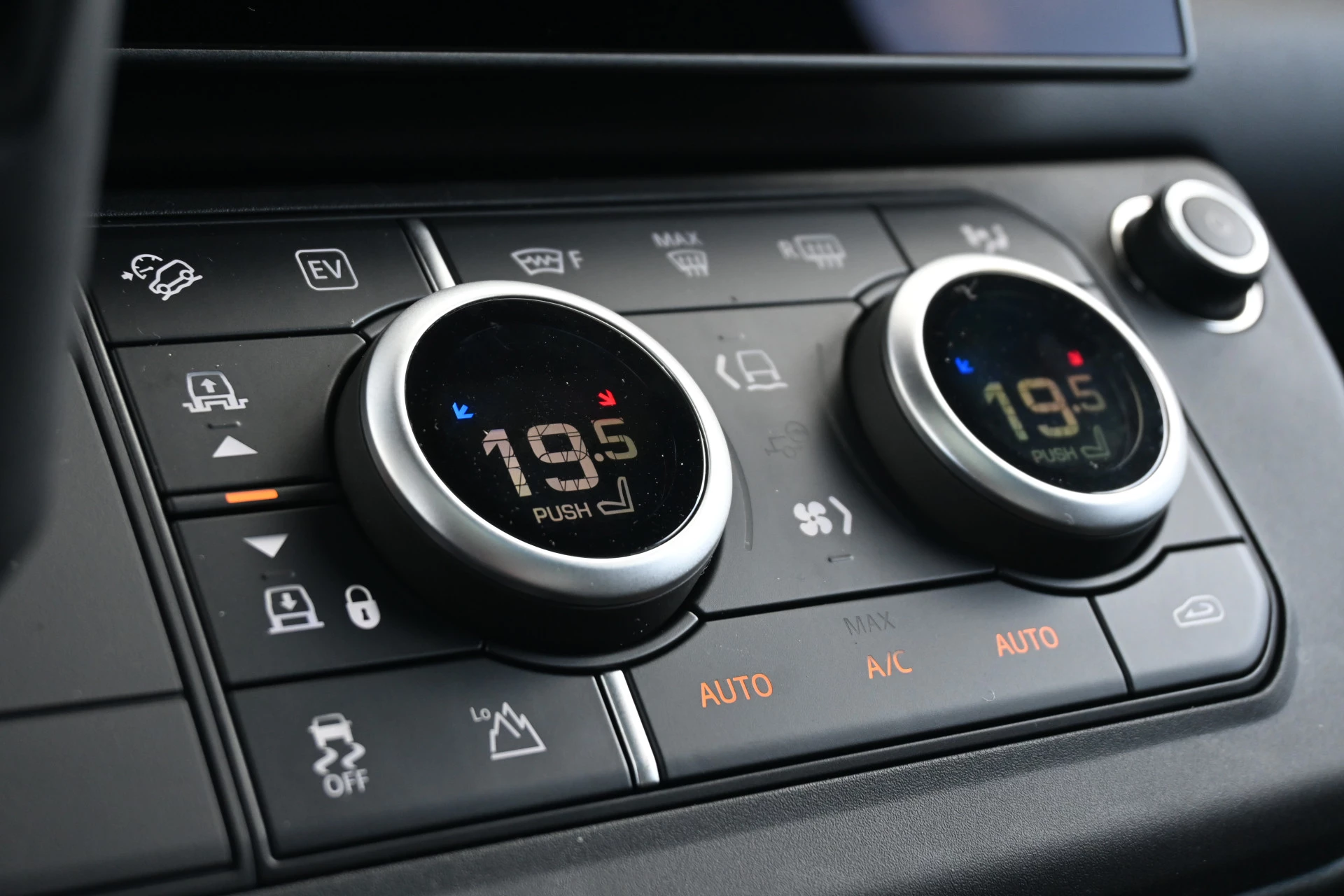 Hoofdafbeelding Land Rover Defender