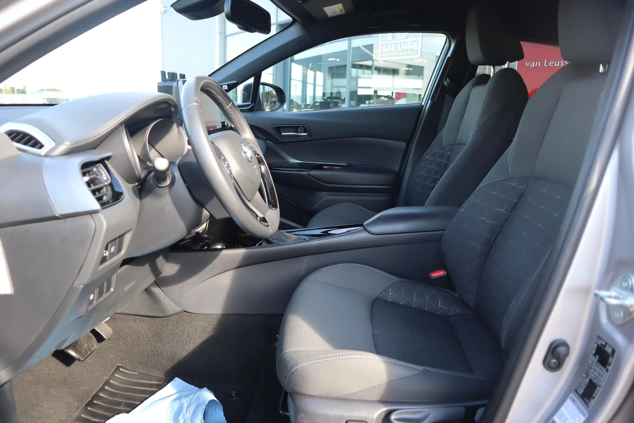 Hoofdafbeelding Toyota C-HR