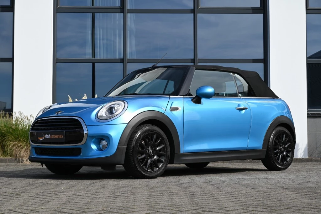 Hoofdafbeelding MINI Cabrio