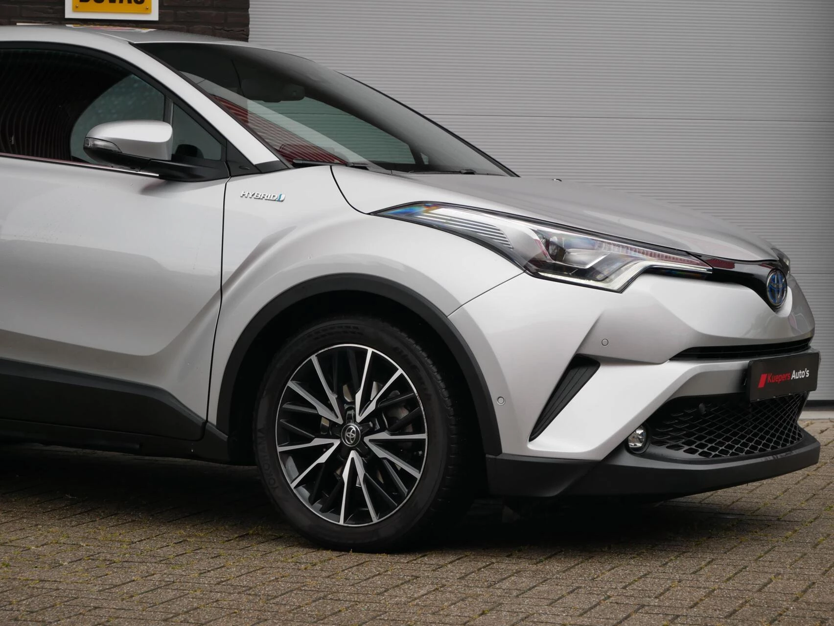 Hoofdafbeelding Toyota C-HR