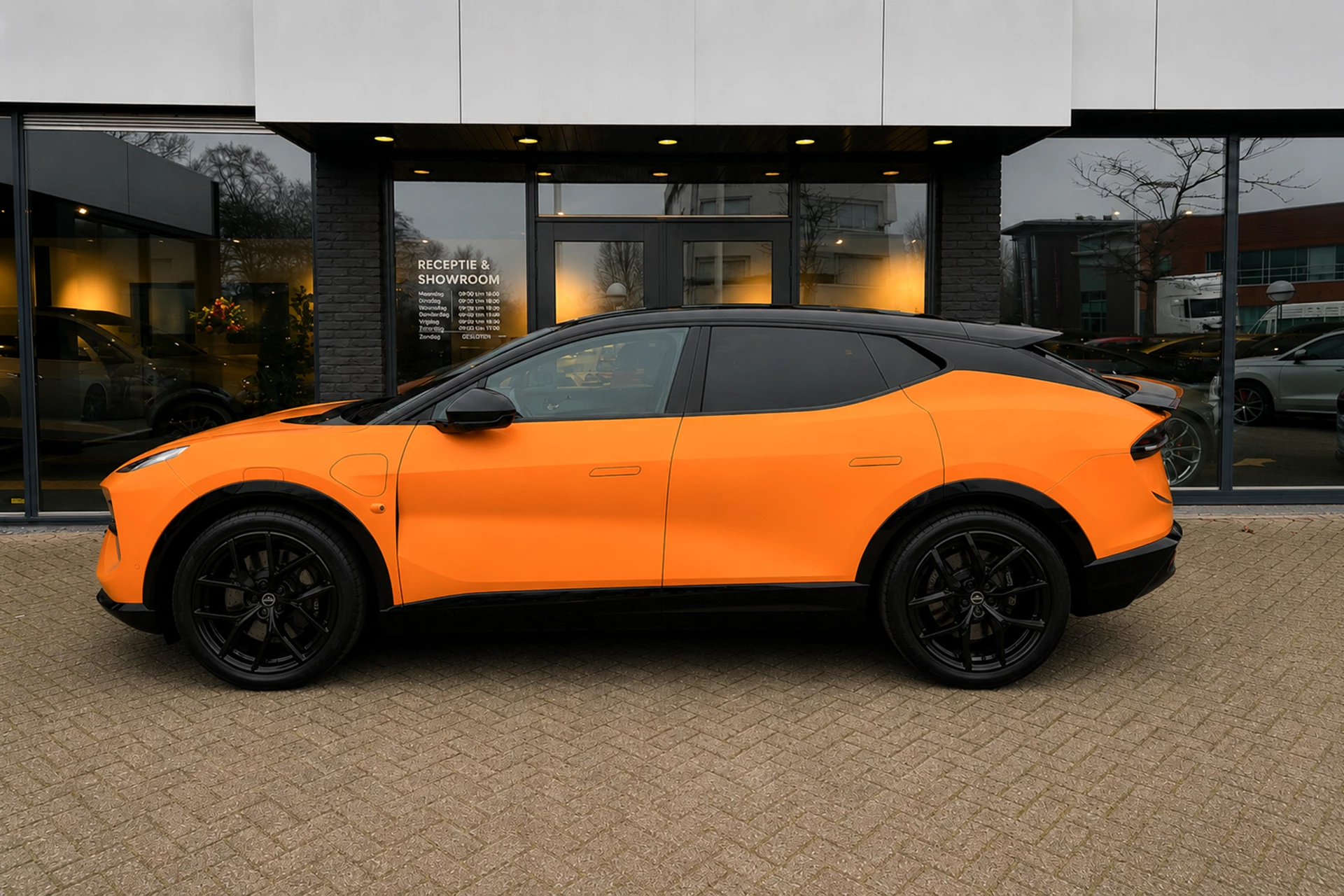Hoofdafbeelding Lotus Eletre