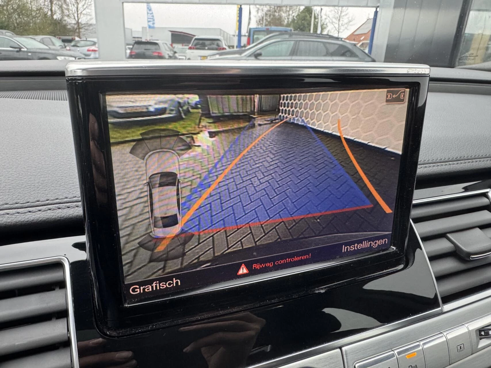 Hoofdafbeelding Audi A8