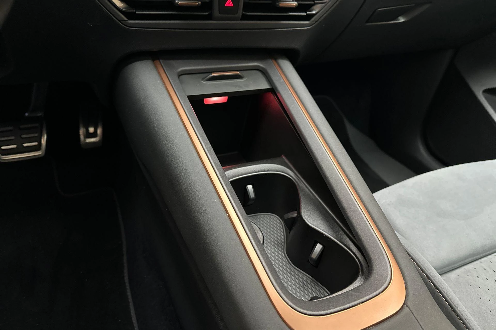 Hoofdafbeelding CUPRA Born