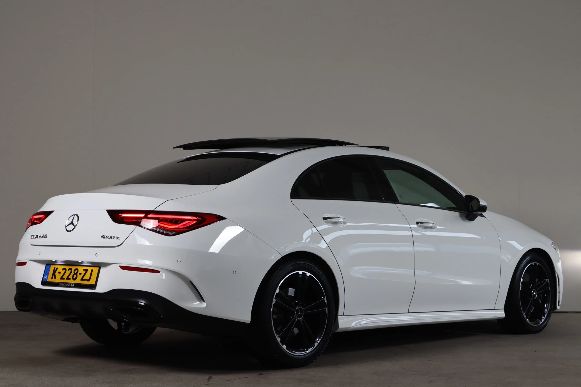 Hoofdafbeelding Mercedes-Benz CLA