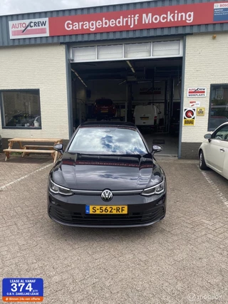 Volkswagen Golf 1.0 eTSI Life Business