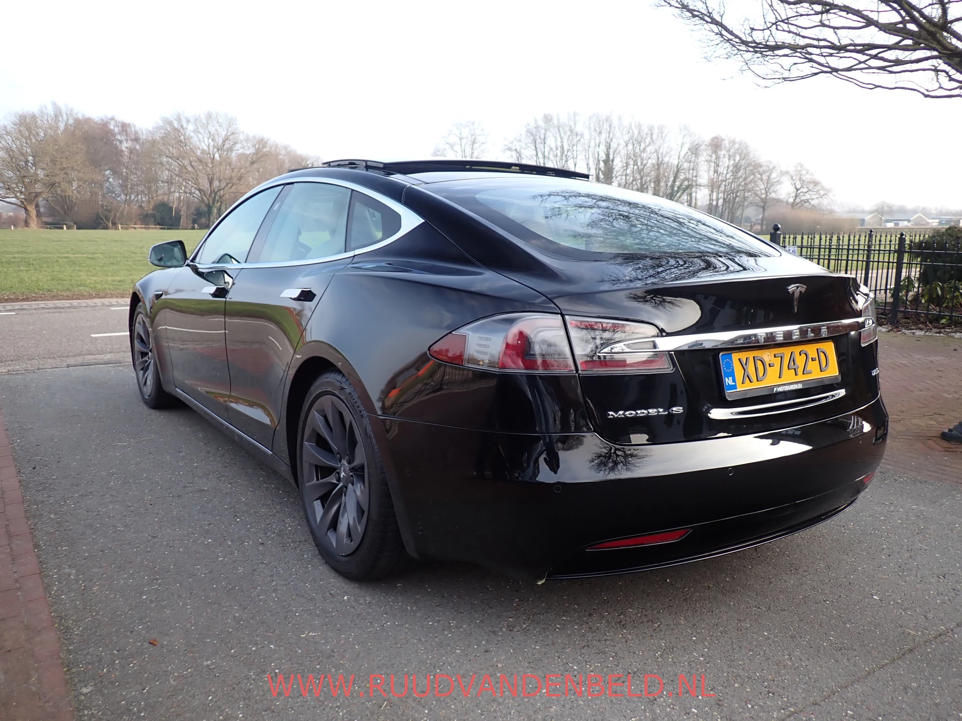 Hoofdafbeelding Tesla Model S
