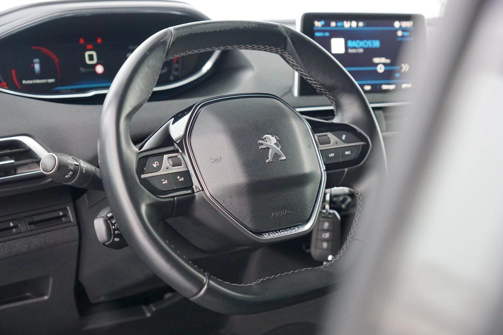 Hoofdafbeelding Peugeot 5008