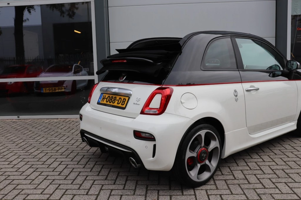 Hoofdafbeelding Fiat 500C