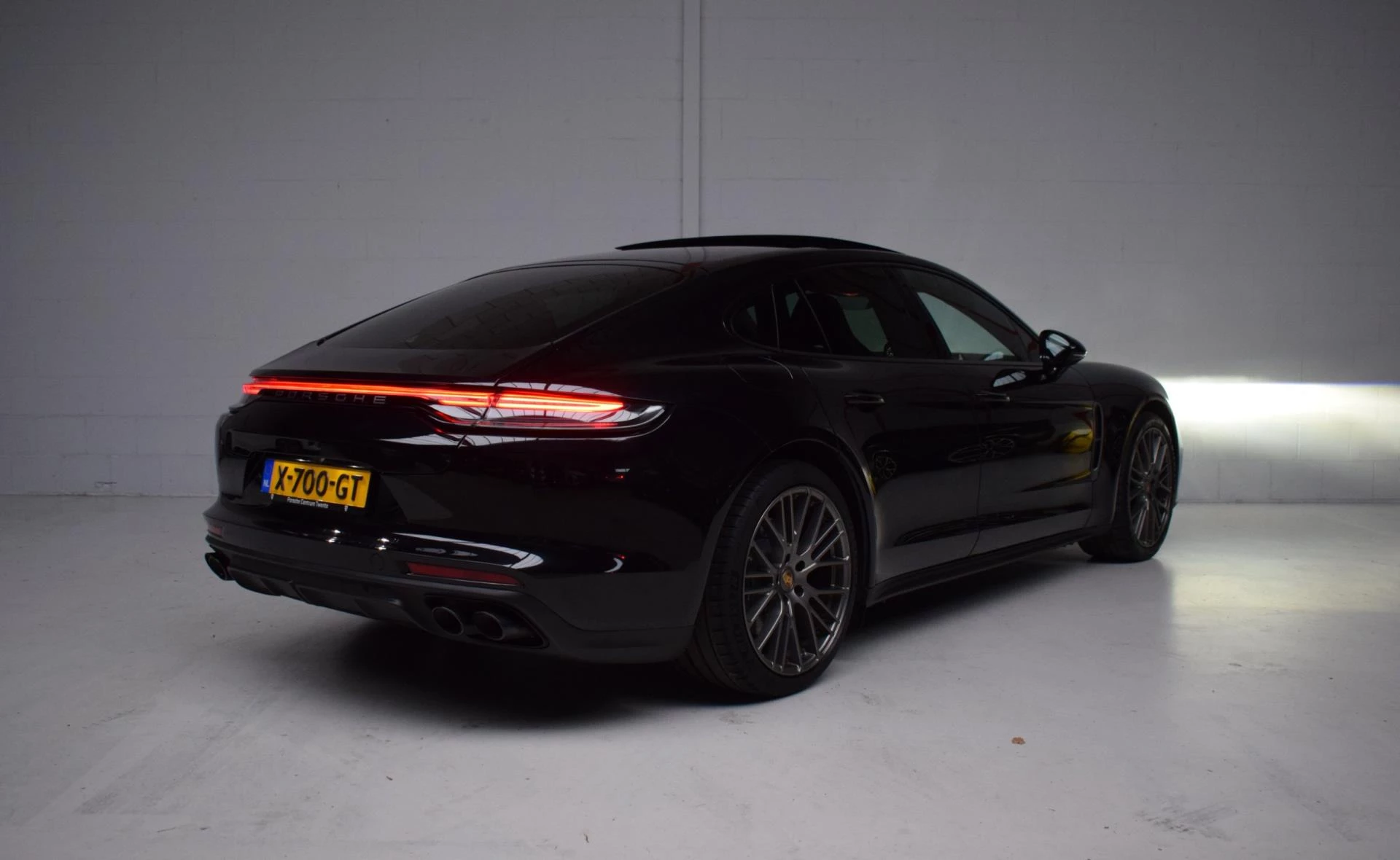 Hoofdafbeelding Porsche Panamera