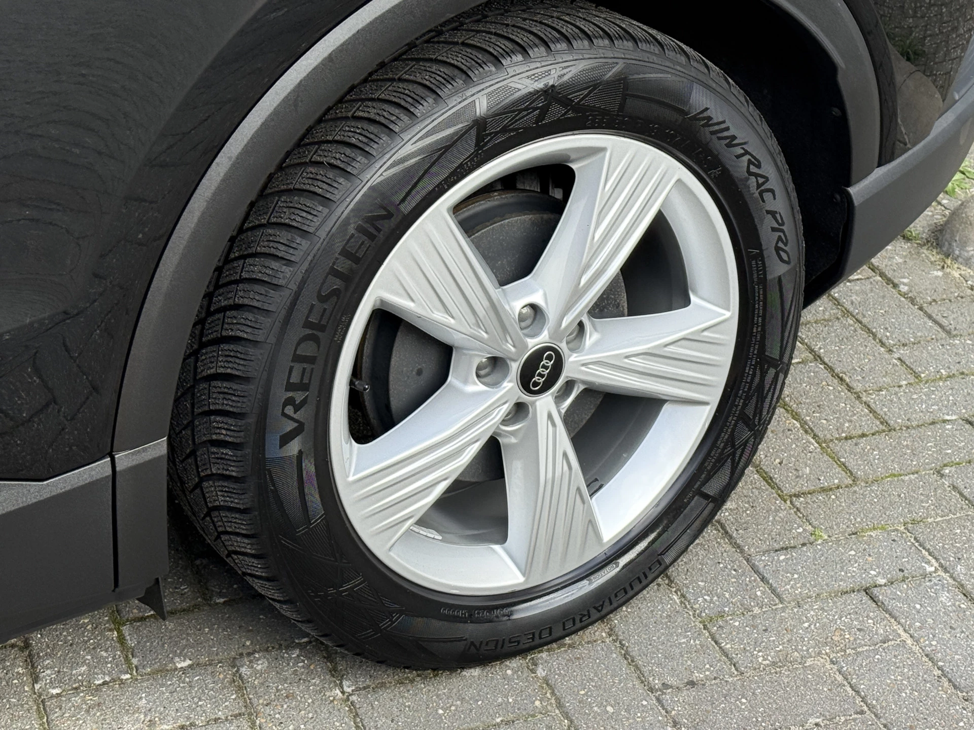 Hoofdafbeelding Audi Q4 e-tron