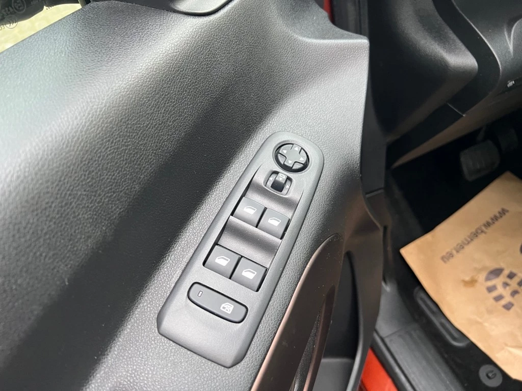 Hoofdafbeelding Peugeot Rifter