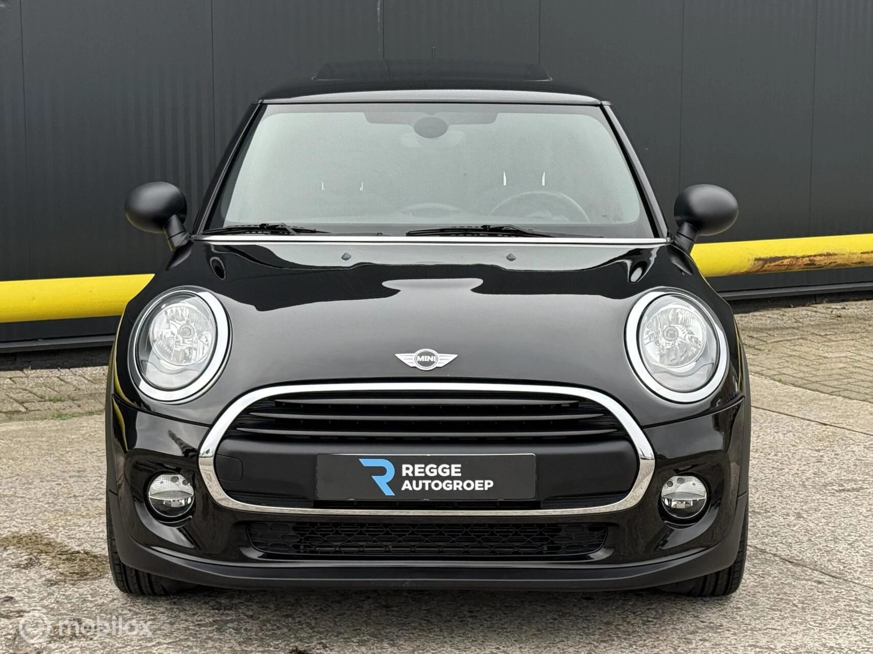 Hoofdafbeelding MINI One