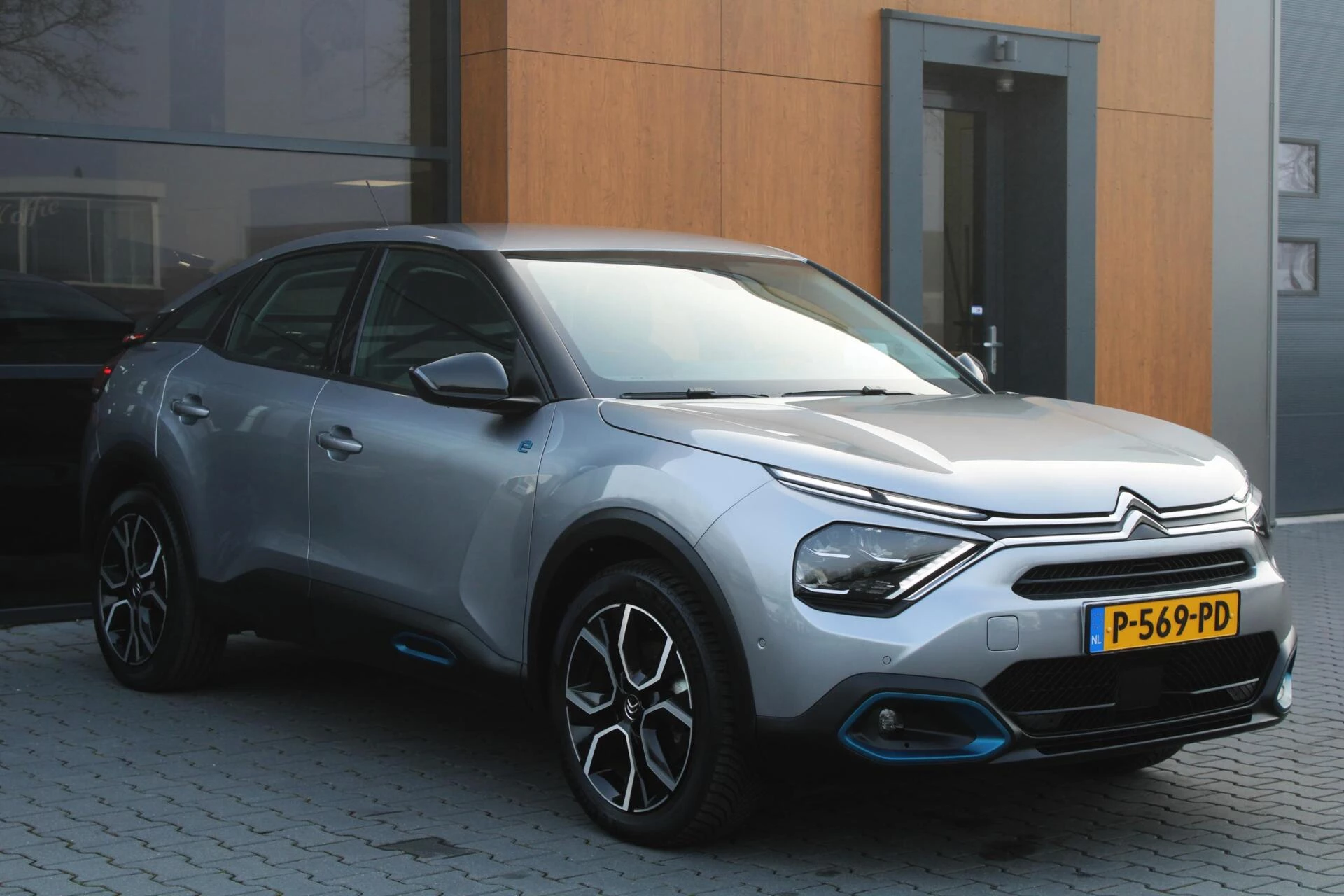 Hoofdafbeelding Citroën ë-C4