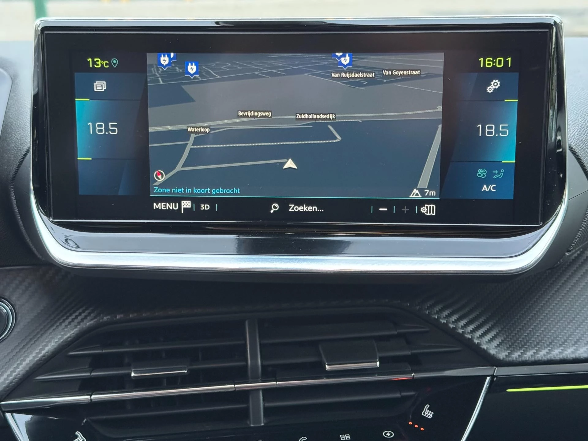 Hoofdafbeelding Peugeot e-2008