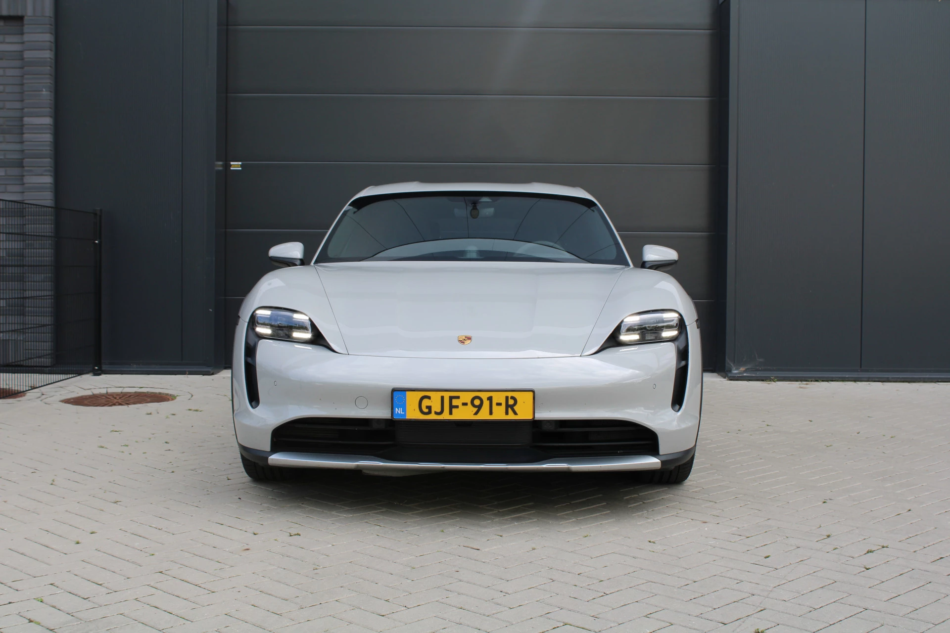 Hoofdafbeelding Porsche Taycan