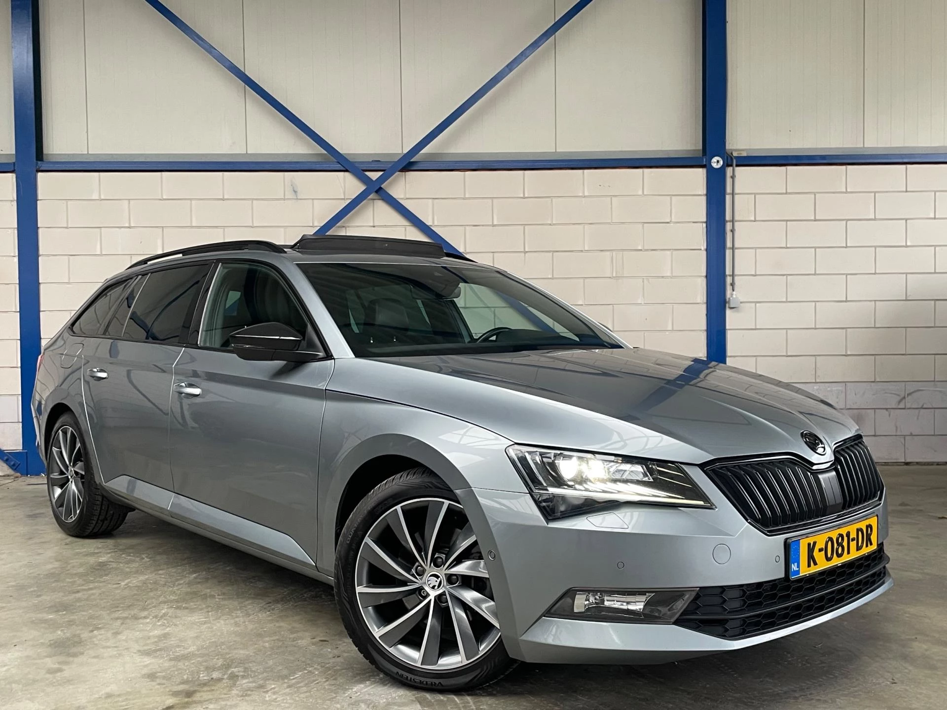 Hoofdafbeelding Škoda Superb