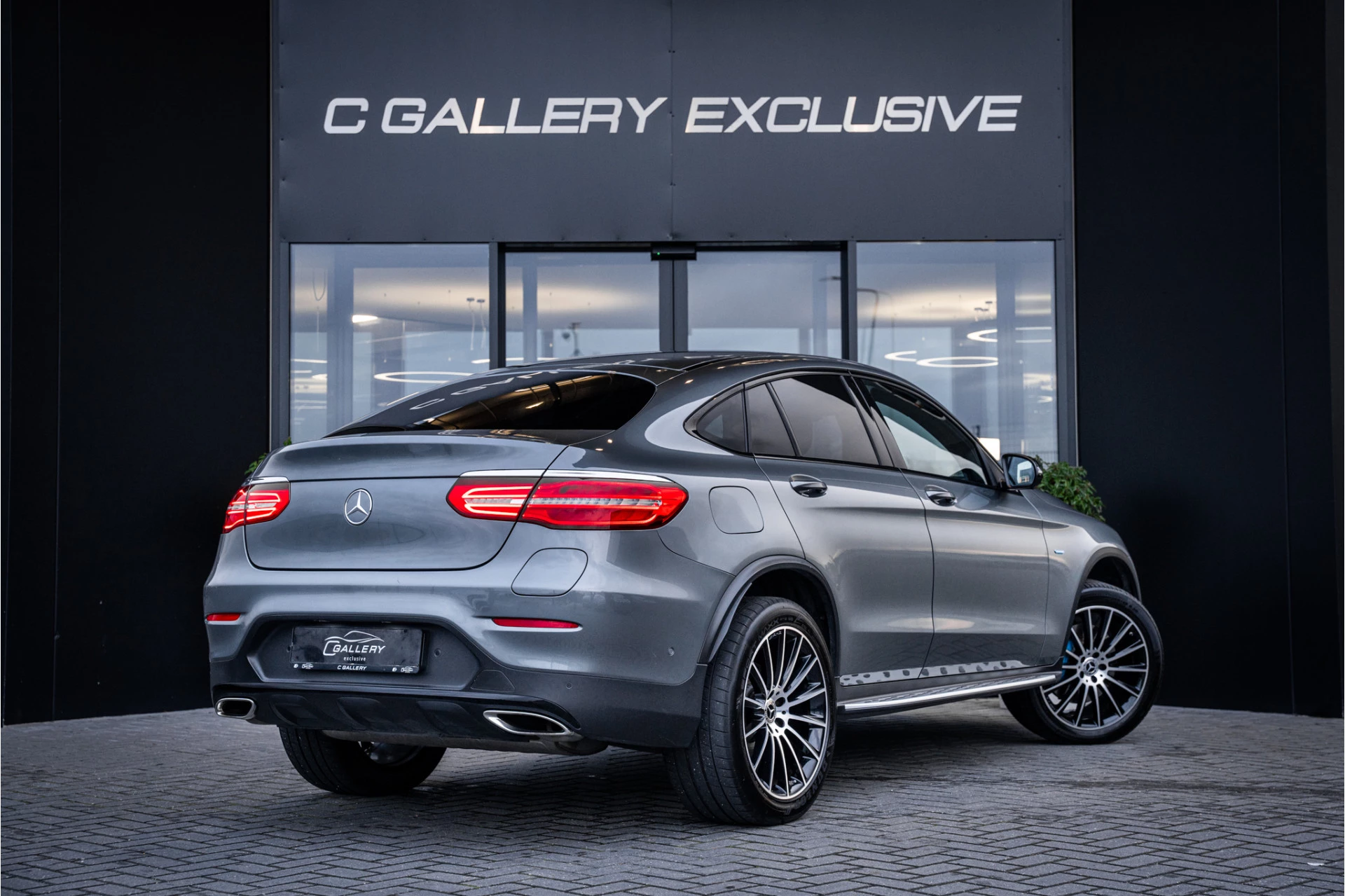 Hoofdafbeelding Mercedes-Benz GLC