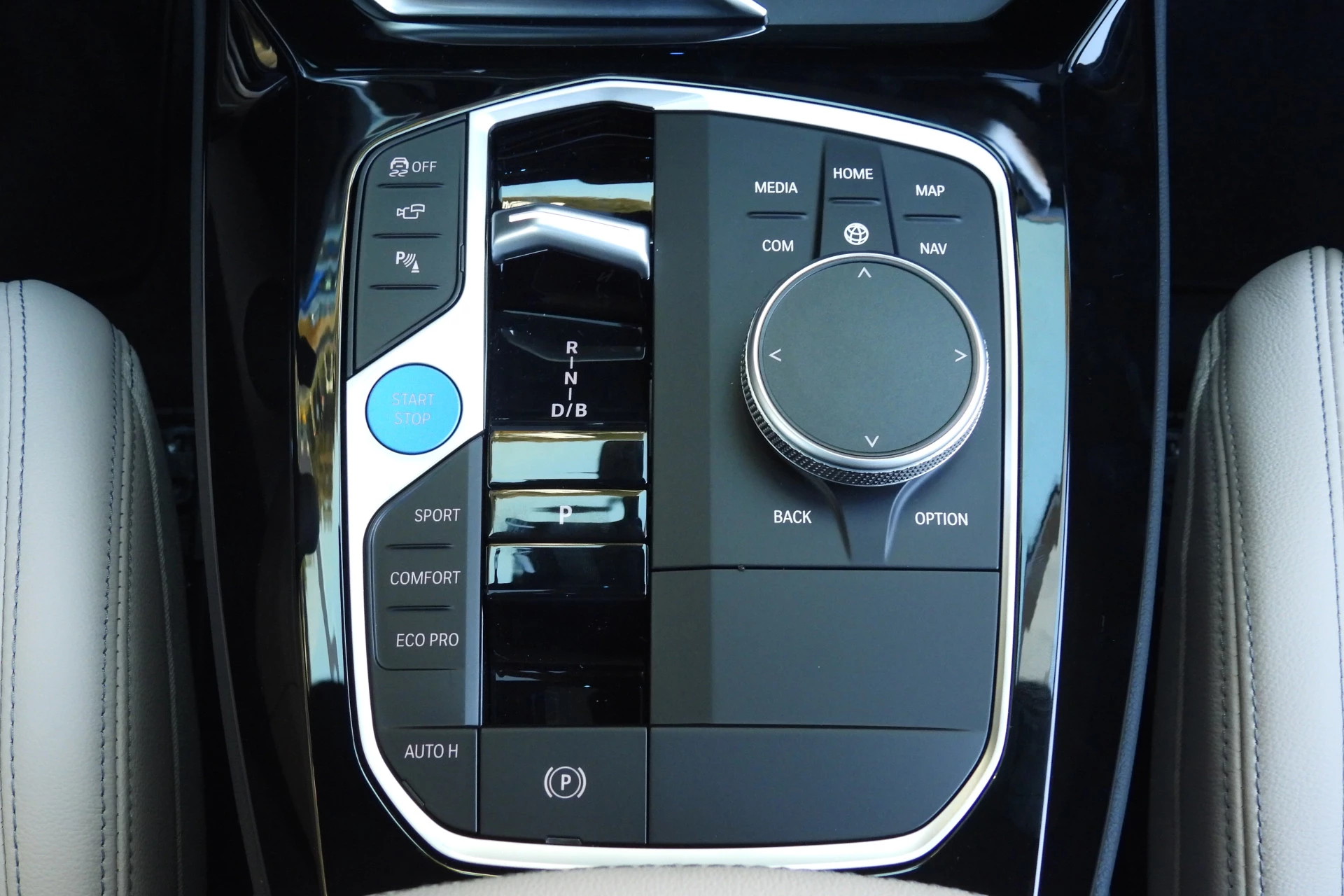 Hoofdafbeelding BMW iX3