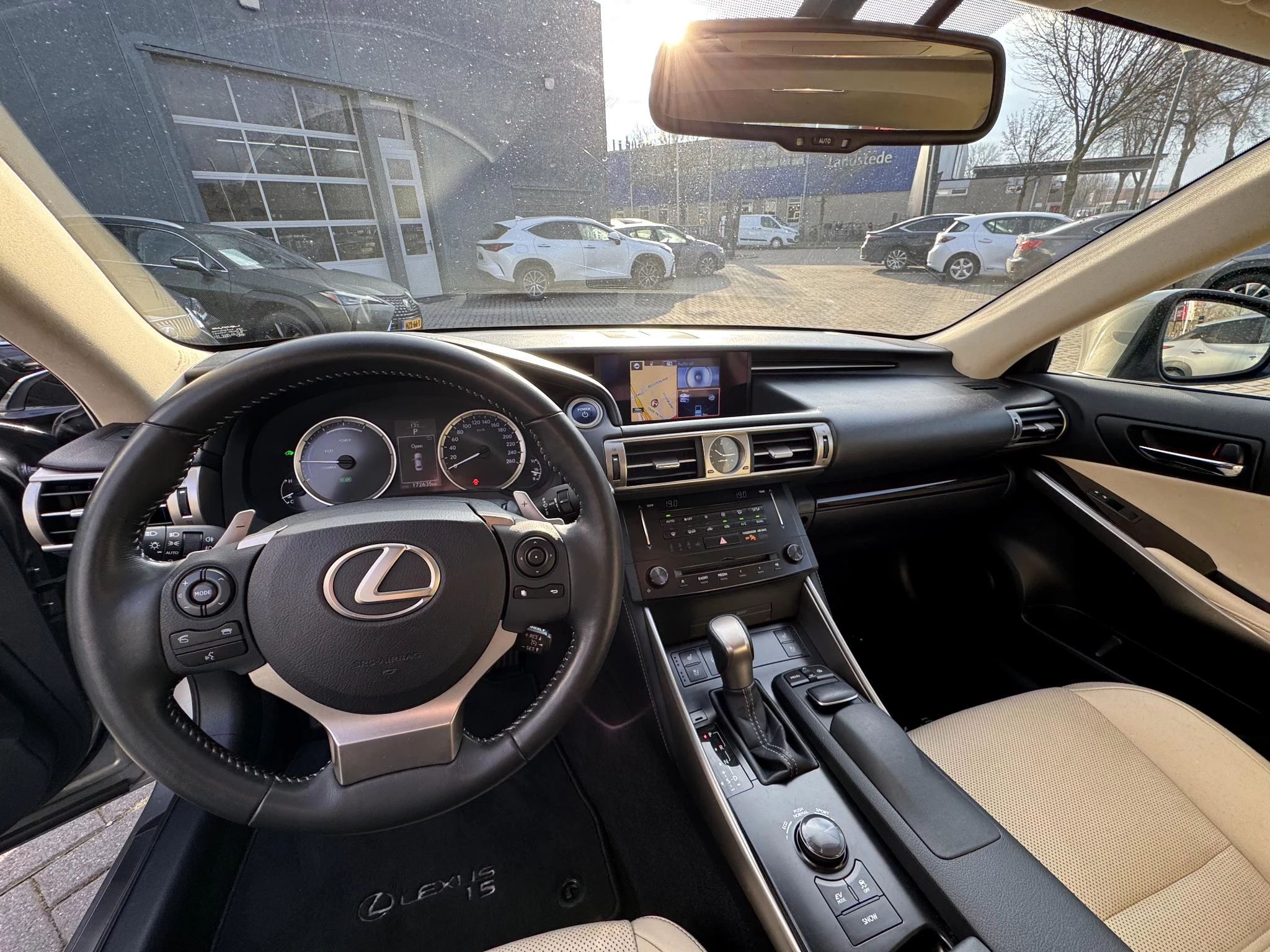 Hoofdafbeelding Lexus IS