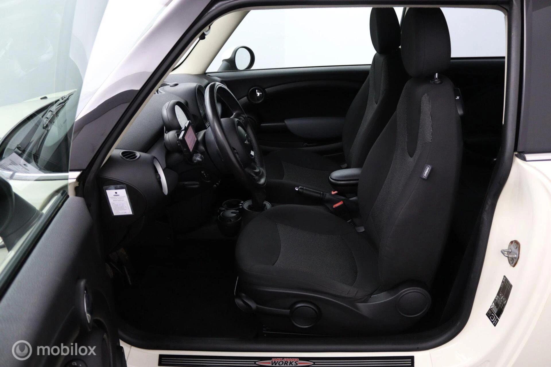 Hoofdafbeelding MINI One