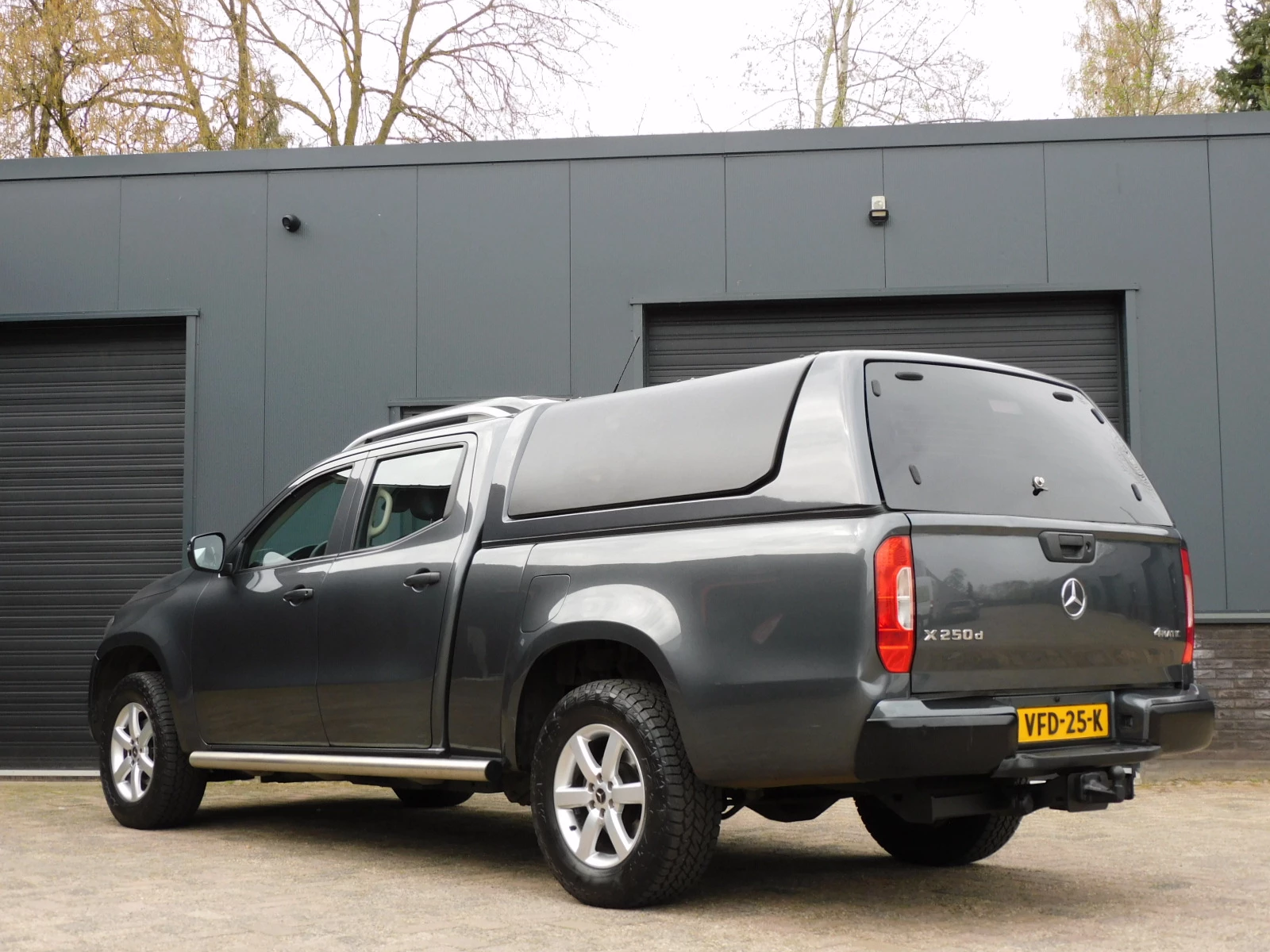 Hoofdafbeelding Mercedes-Benz X-Klasse
