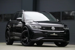 Volkswagen Tiguan 1.4 TSI eHybrid 3x R-LINE+ BlackStyle Panodak AdaptivCruise 360View Trekhaak Sfeerverlicht Sportzetels BJ2022