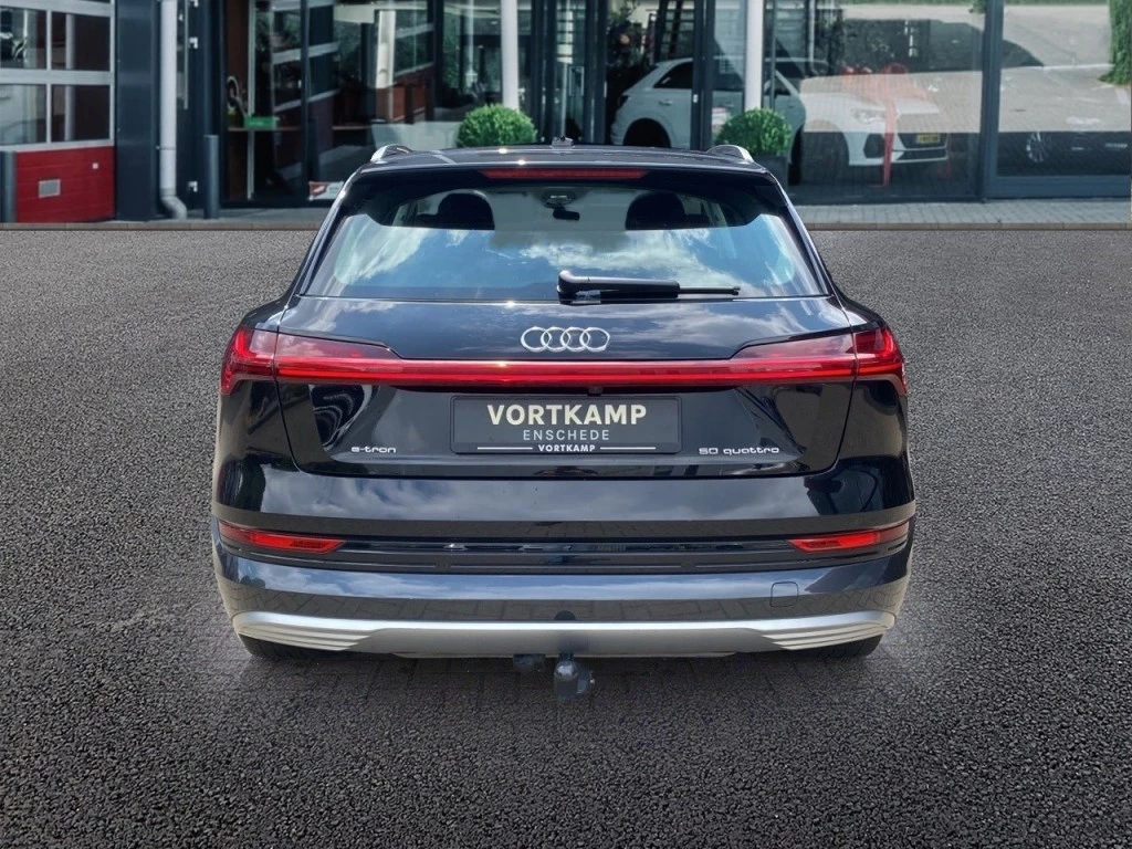 Hoofdafbeelding Audi e-tron