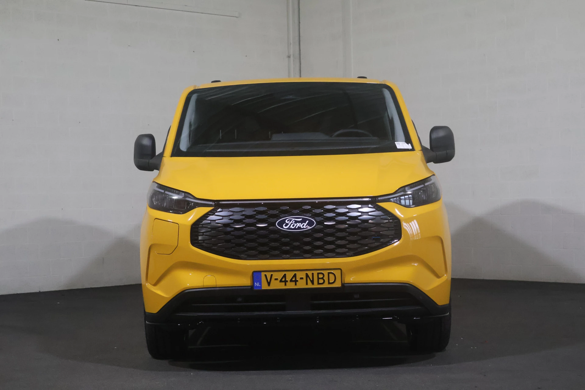 Hoofdafbeelding Ford E-Transit Custom