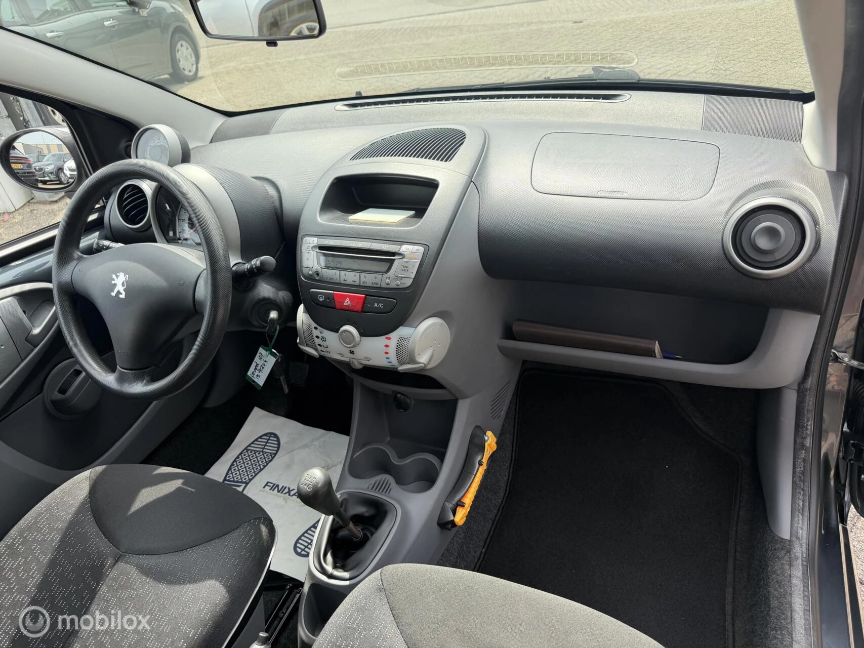 Hoofdafbeelding Peugeot 107