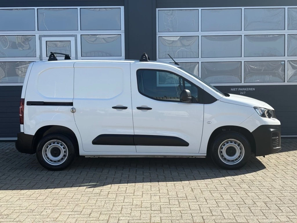Hoofdafbeelding Peugeot Partner