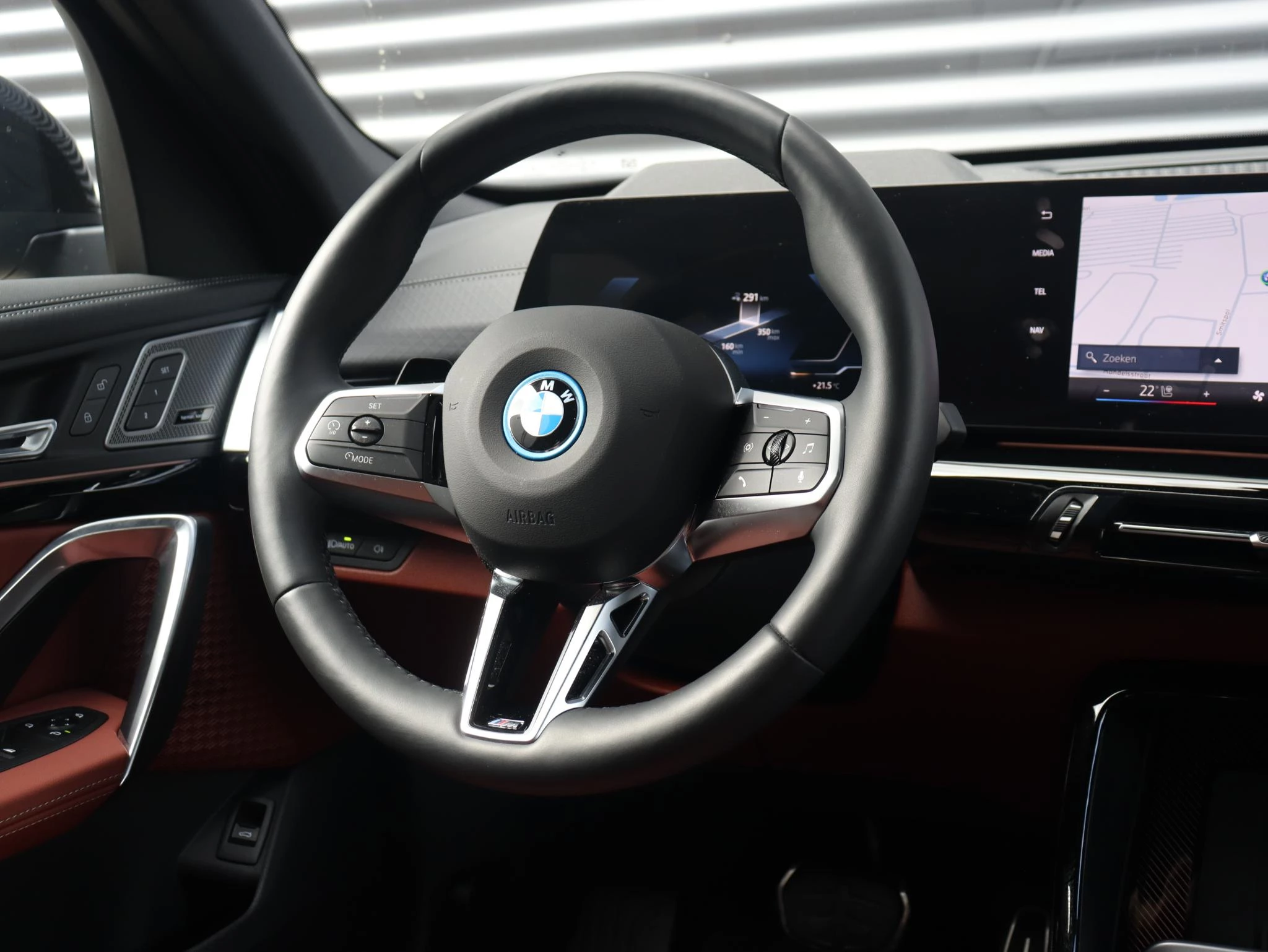 Hoofdafbeelding BMW iX2
