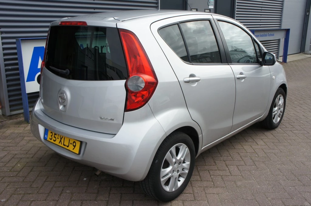 Hoofdafbeelding Opel Agila