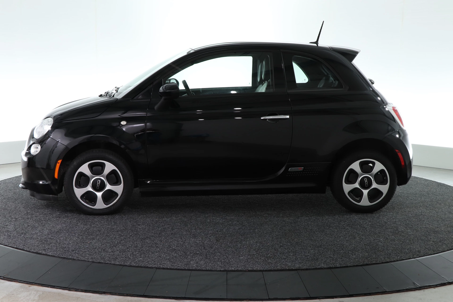 Hoofdafbeelding Fiat 500e