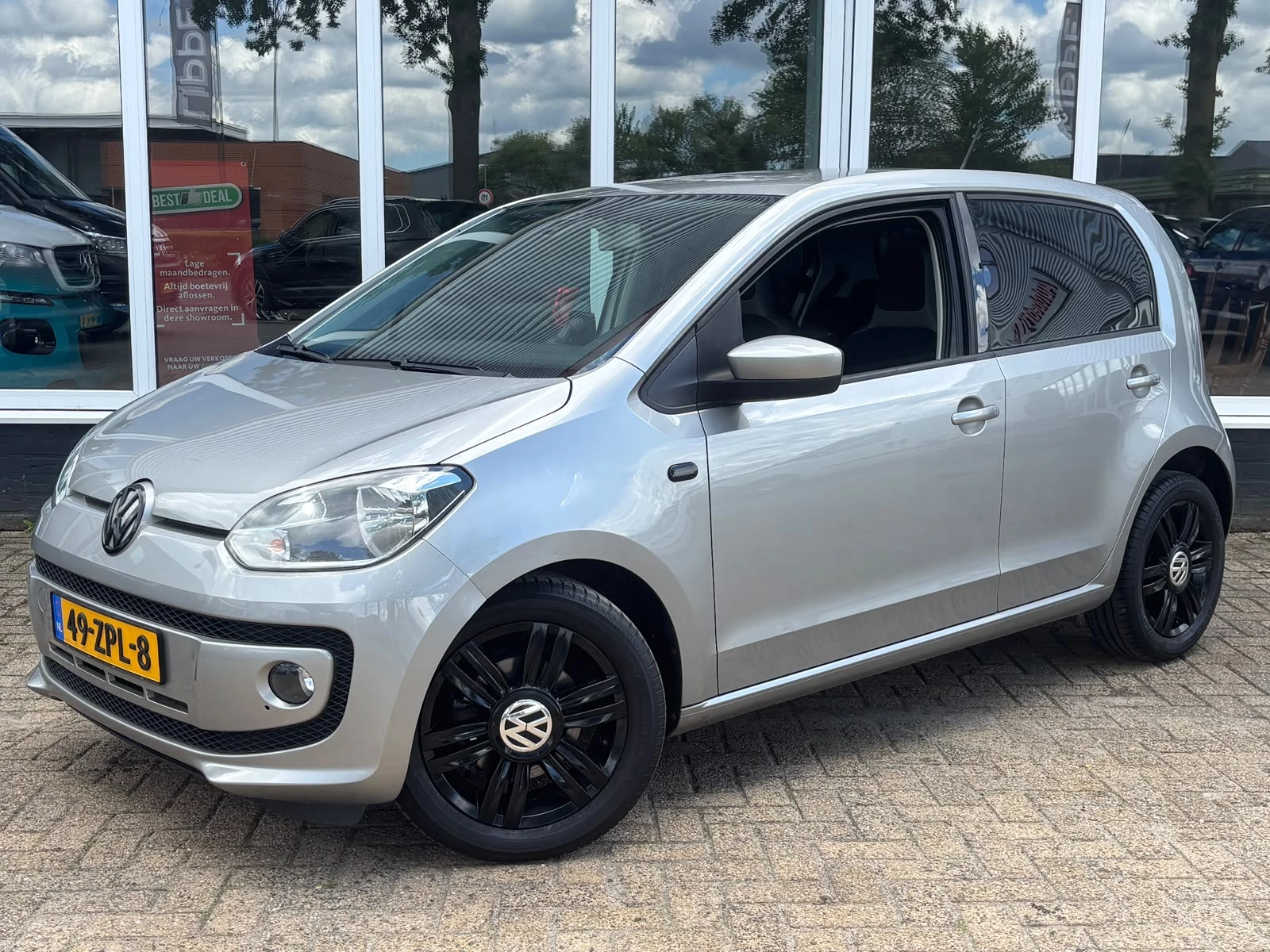 Hoofdafbeelding Volkswagen up!