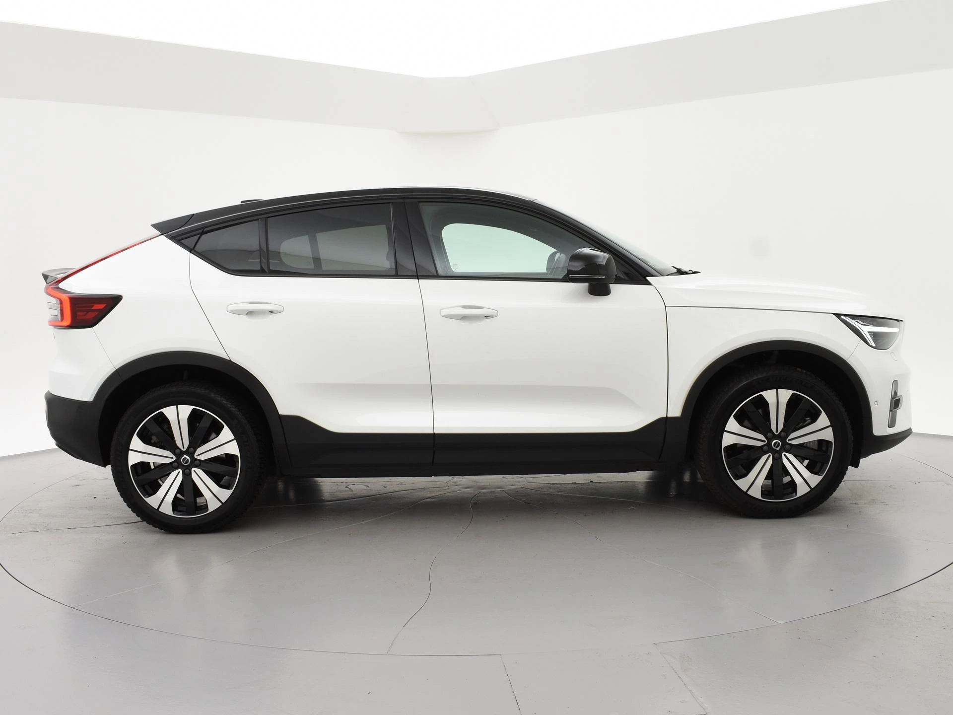 Hoofdafbeelding Volvo C40