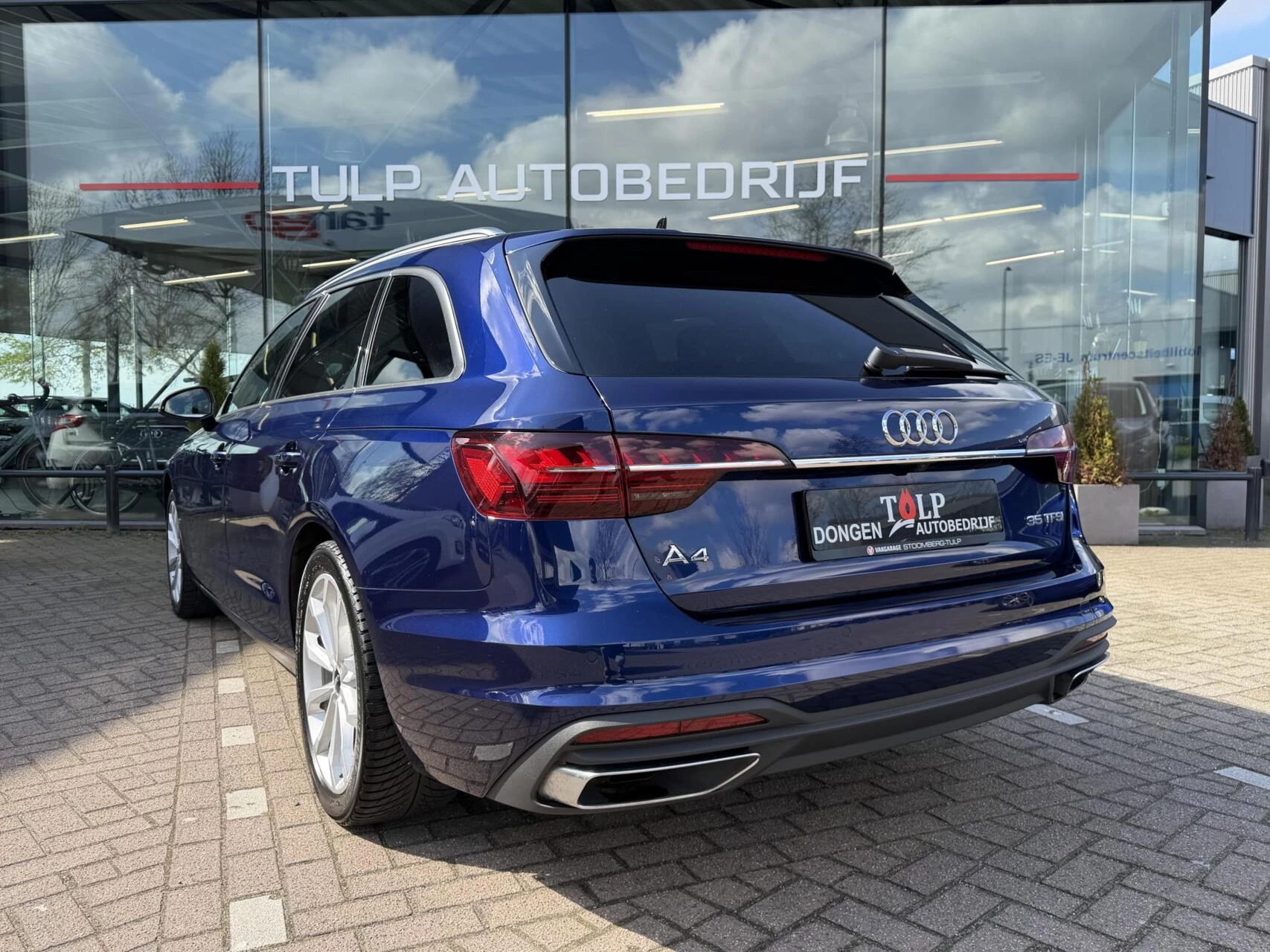 Hoofdafbeelding Audi A4