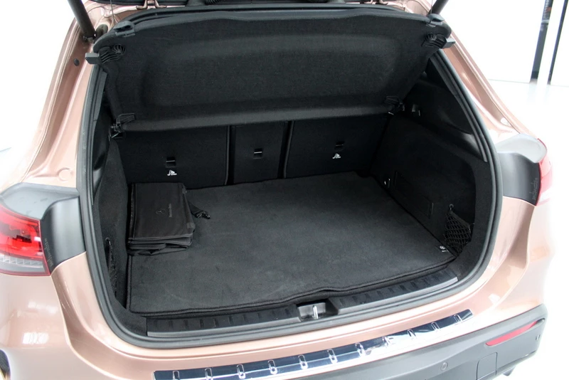 Hoofdafbeelding Mercedes-Benz EQA