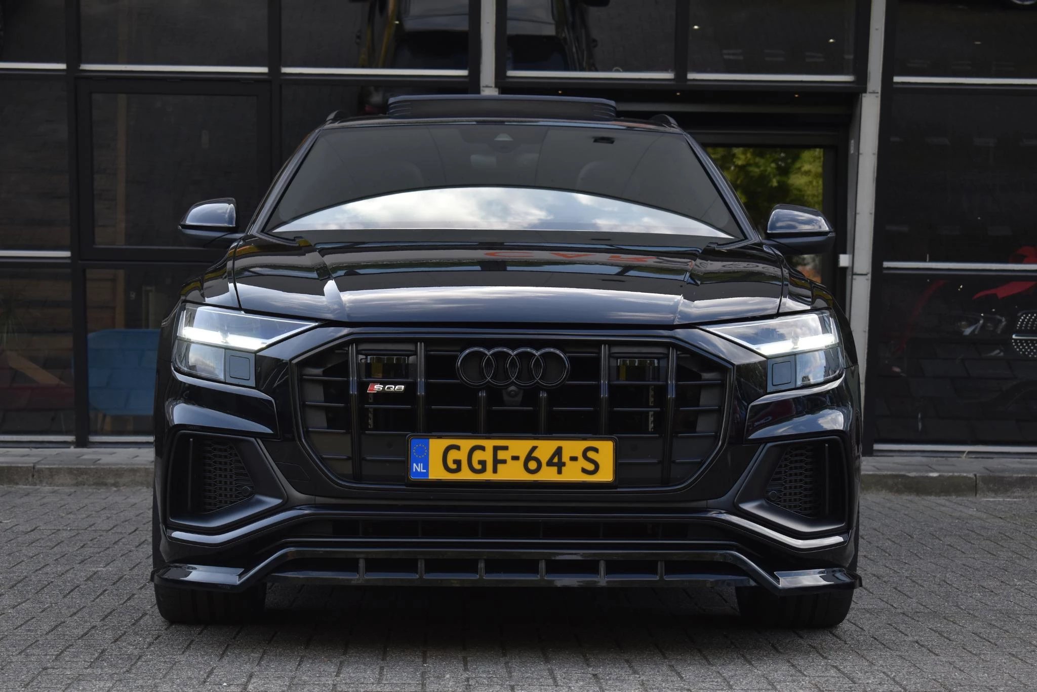 Hoofdafbeelding Audi Q8