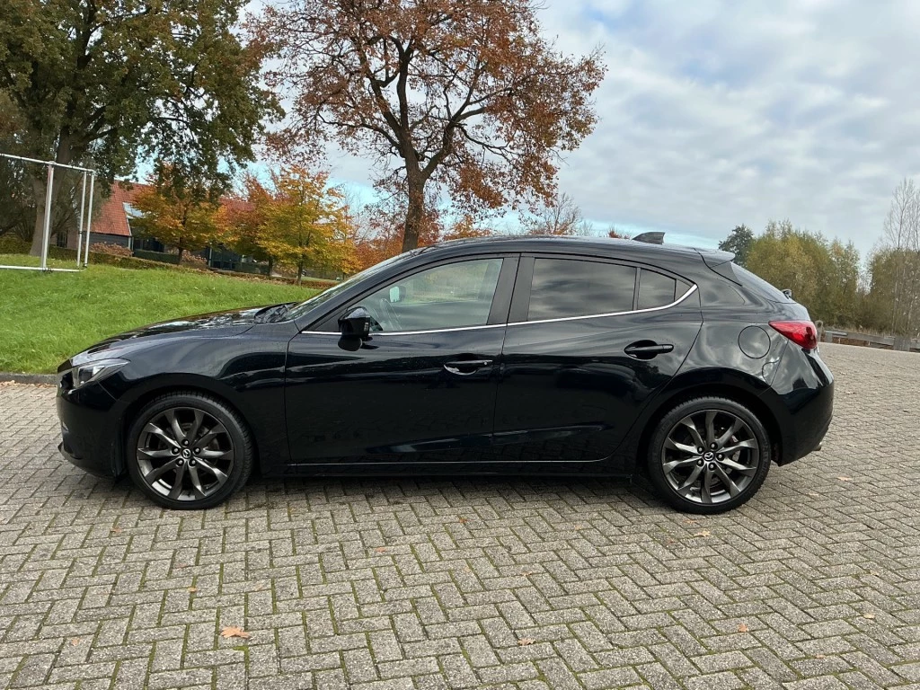 Hoofdafbeelding Mazda 3