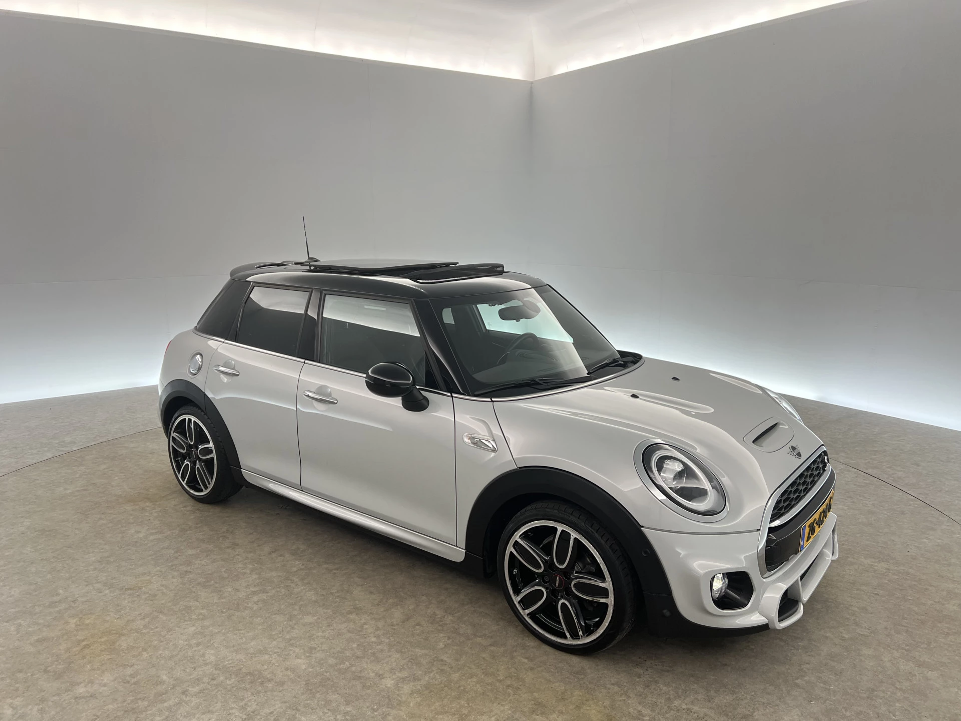 Hoofdafbeelding MINI Cooper S