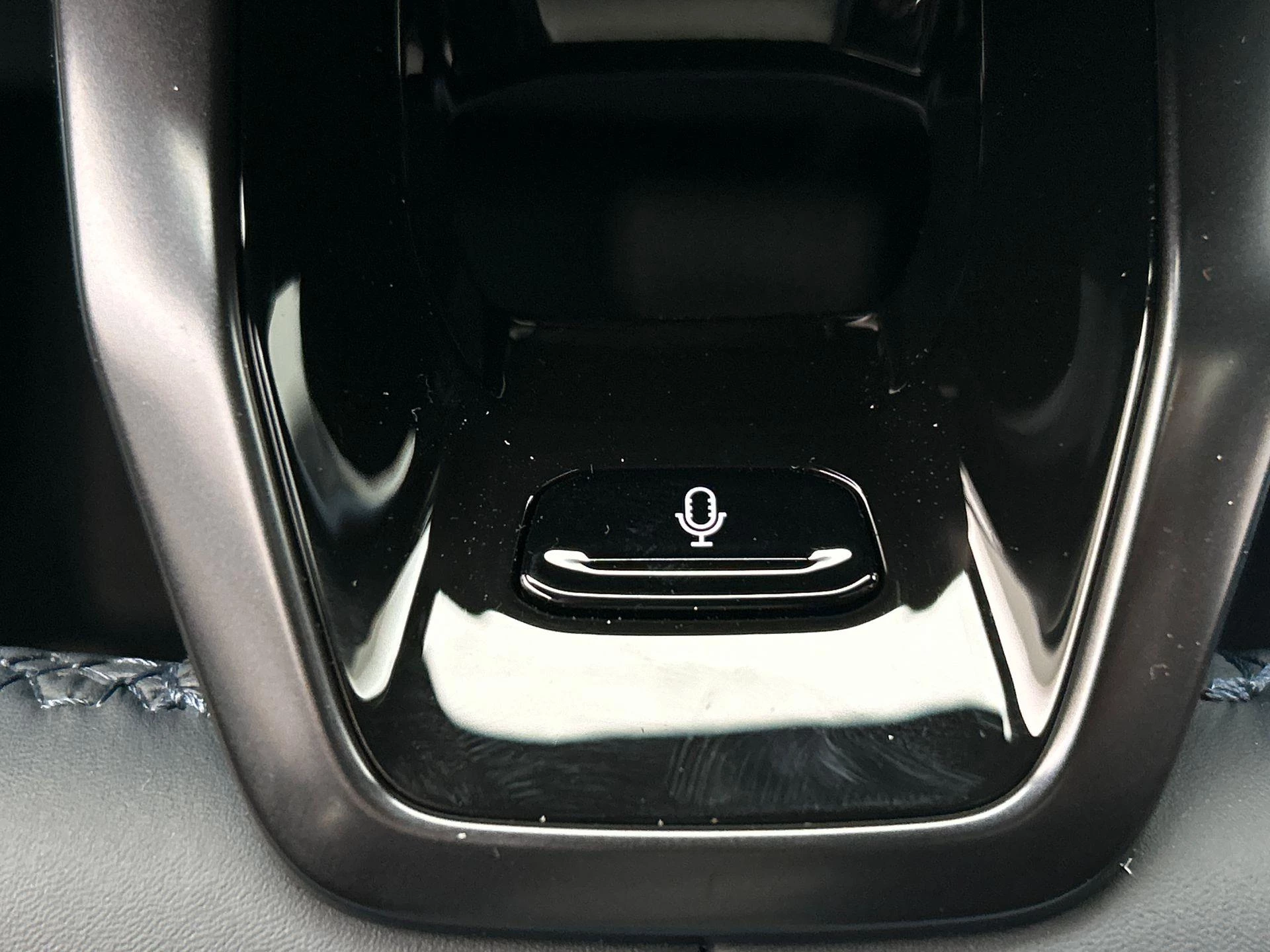 Hoofdafbeelding Lynk & Co 08