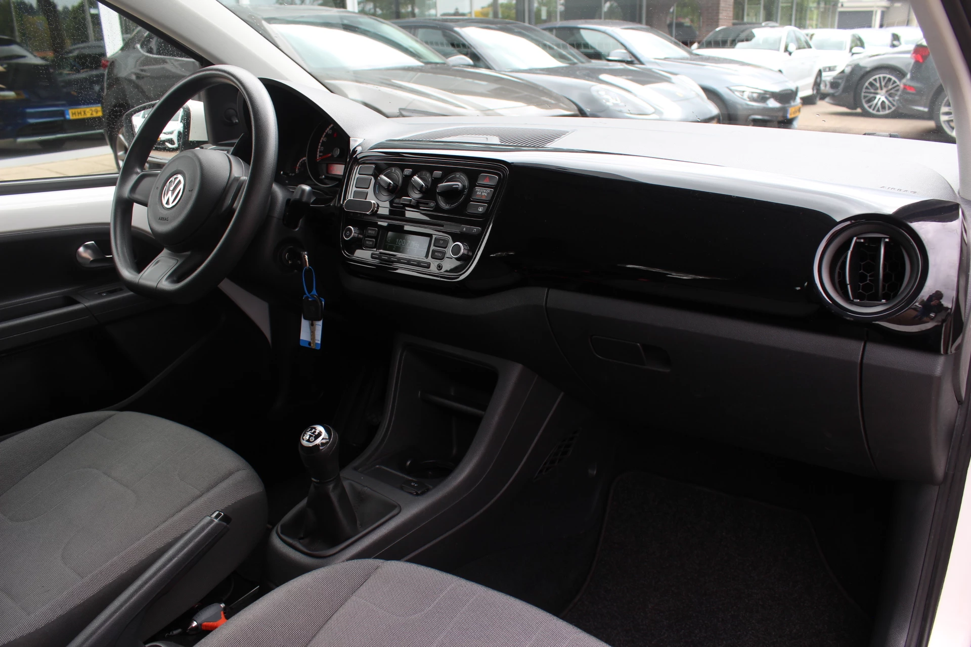 Hoofdafbeelding Volkswagen up!
